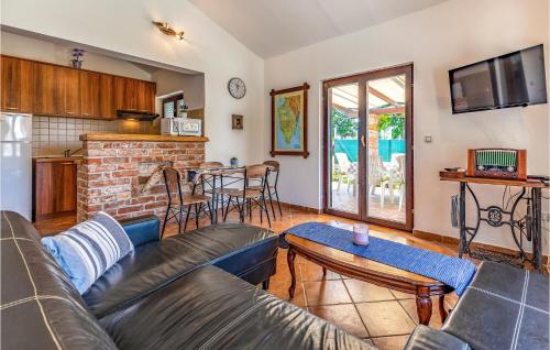 Lovely Home In Medulin