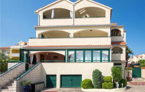 Stunning Apartment In Vodice