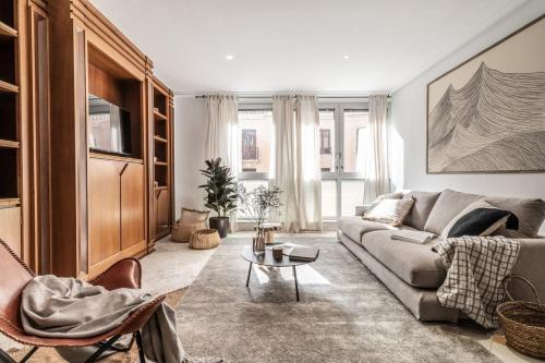 Cardet - 2 bedrooms and pool in Almagro