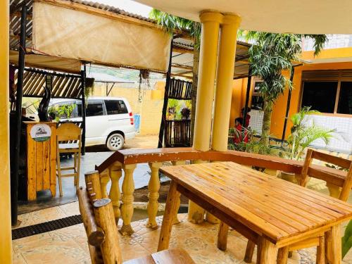 Imagine din galeria proprietății Amen Guest House And Ethiopian restaurant în Entebbe