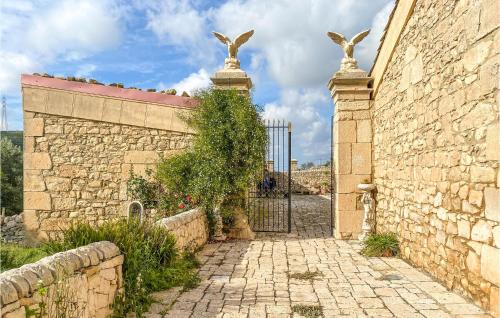 Φωτογραφία από το άλμπουμ του 5 Bedroom Beautiful Home In Ragusa στη Ραγκούσα