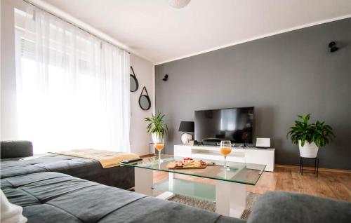 Stunning Home In Sibenik