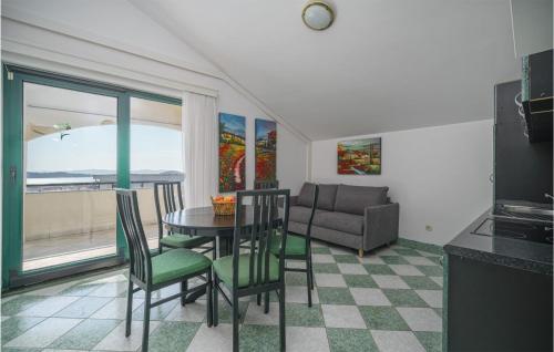 Stunning Apartment In Vodice