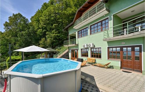 Pet Friendly Home In Madzarevo With Sauna