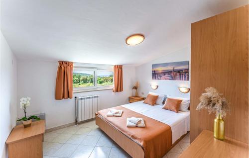 Stunning Apartment In Medulin With Wifi