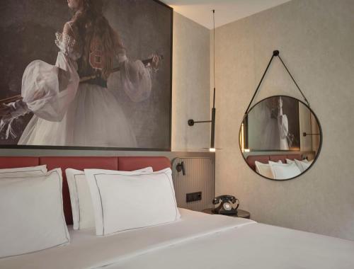 Radisson RED Berlin Kudammにあるベッド