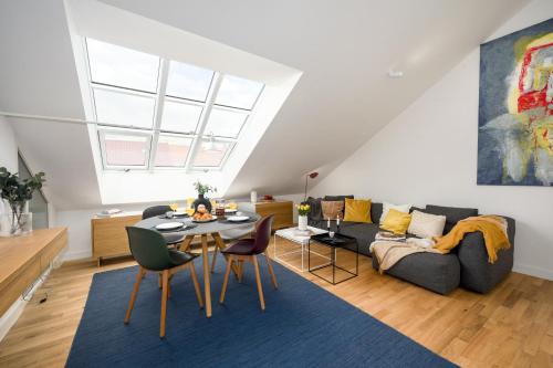 Prague Days - One bedroom newly renovated apartment with workspace and Netflix
