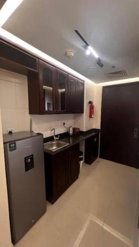 Dapur atau dapur kecil di Lagoon View Studio - Gym,Pool,Beach