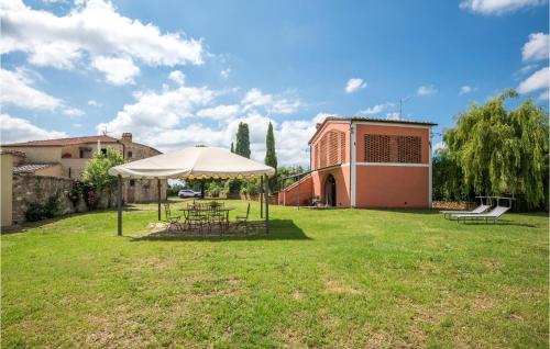 Κήπος έξω από το Lovely Home In San Quirico D'orcia