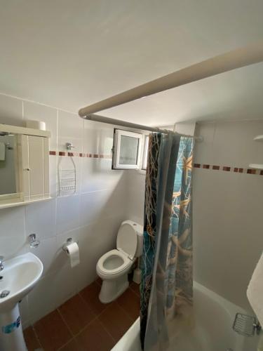 A bathroom at Nikos Studios Meltemi Family Suite Penthouse