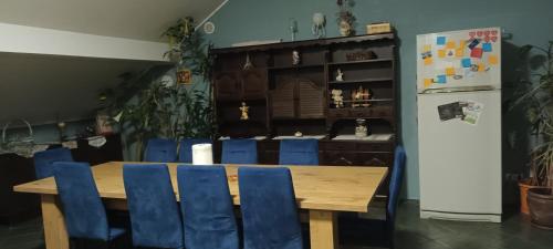 Кухня или мини-кухня в Apartament w Komornikach
