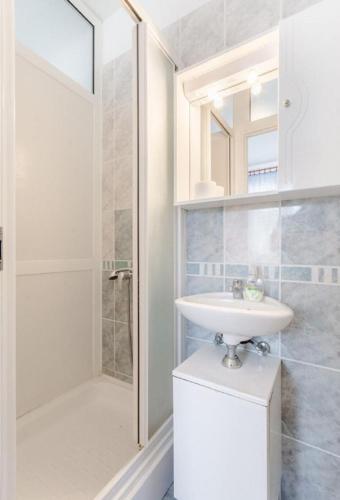 Bilik mandi di Apartment Matko