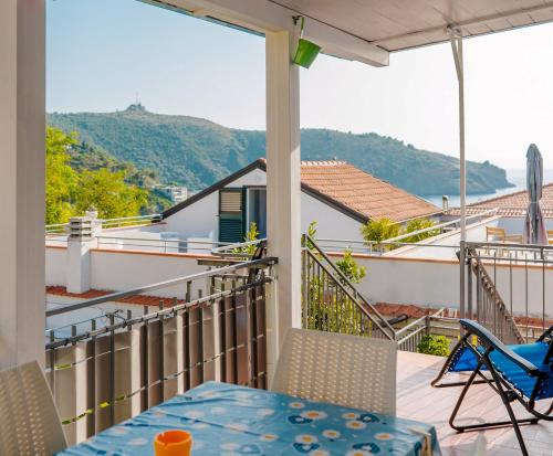 Gallery image of Royal House holiday home in Palinuro