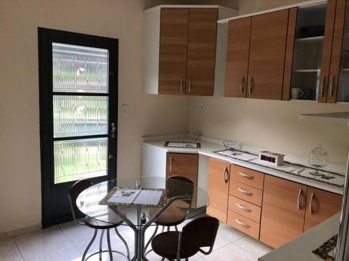 Dapur atau dapur kecil di Casa de campo vale da lua