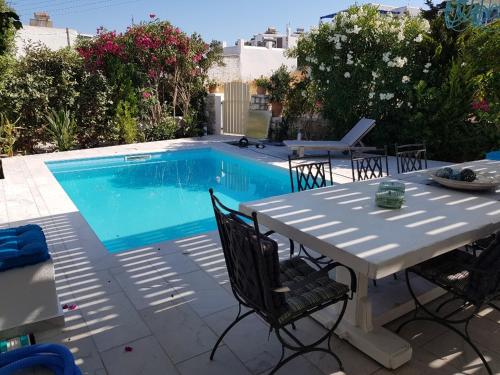 Πισίνα στο ή κοντά στο Villa Nafsika Paros