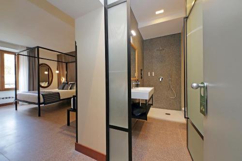 Koupelna v ubytování Habito Suites