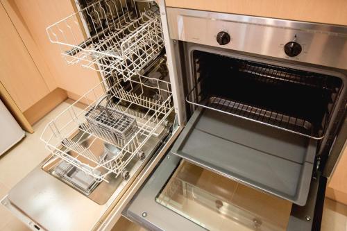 Apartaments Ashomeにあるキッチンまたは簡易キッチン