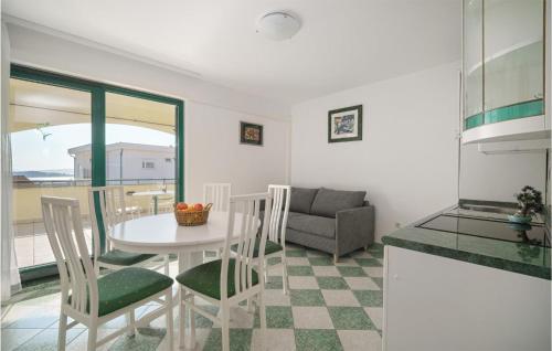 Stunning Apartment In Vodice With Wifi