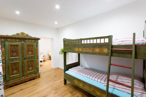 Postel nebo postele na pokoji v ubytování Salzzimmer Dortmund