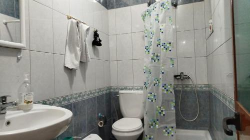 Bilik mandi di Arbora Apartment