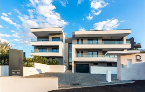 2 Bedroom Amazing Apartment In Malinska