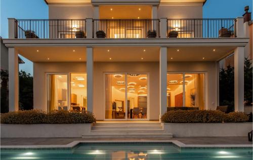 Πισίνα στο ή κοντά στο Villa Margo Loretta