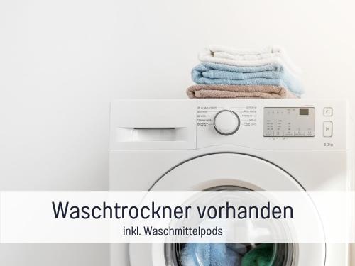 Φωτογραφία από το άλμπουμ του Lichtdurchflutete moderne Stadtwohnung, Küche, Waschtrockner, SmartTV σε Brandenburg an der Havel