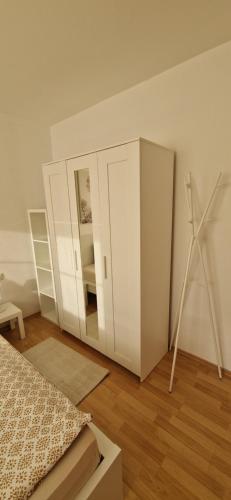 Katil atau katil-katil dalam bilik di Gemütliche 2-Zimmer-Wohnung mit Balkon