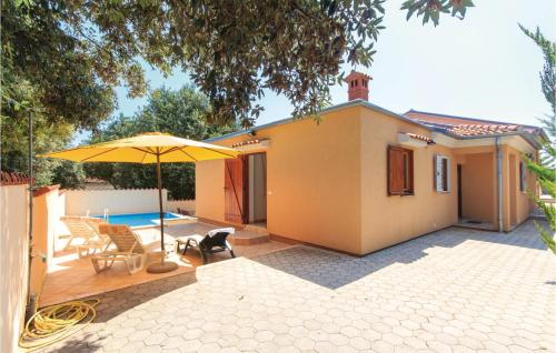 Holiday Home Kucine Iii