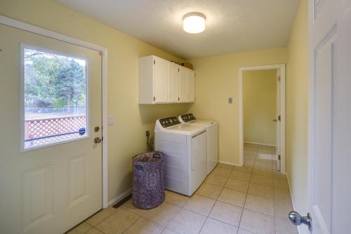 Φωτογραφία από το άλμπουμ του 5 Mi to Fonner Park Family Escape in Grand Island σε Grand Island