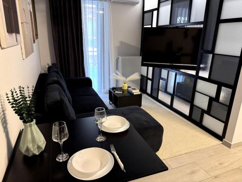 Modern Apartment with Free Parking and 300Mbps Internet