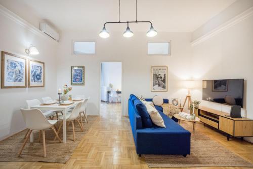 Magnificent 3BR with Balcony by Dohany Synalogue 1075 Budapest, 5 Károly körút kép - 3
