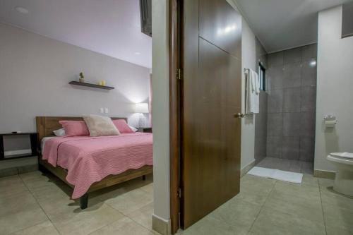 Ένα μπάνιο στο Villa Margarita - Families Getaway in La Fortuna