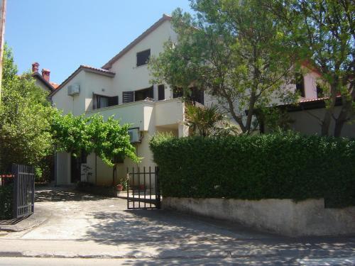 Apartments TENA with Private Parking