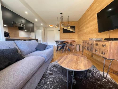 Appartement lumineux avec parking à Samoëns, animaux admis - FR-1-624-170