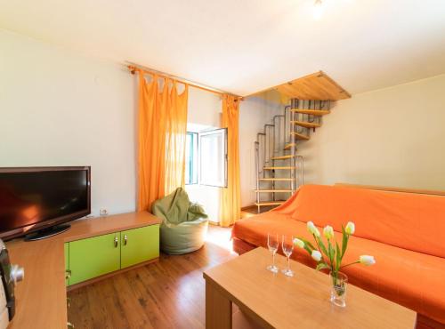 Seafront Villa with Furnished Sun Terrace, Close to the Beach
