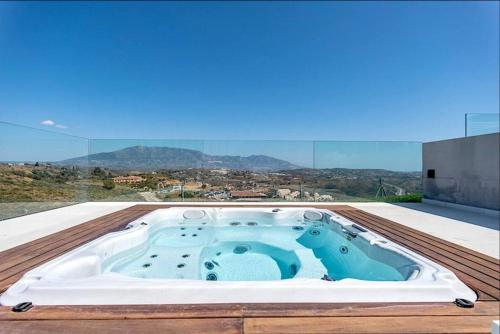 Magnificent Casa Cerro Colorado