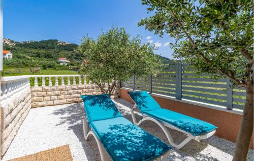 2 Bedroom Nice Apartment In Rab