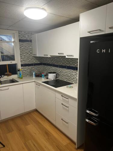 Dapur atau dapur kecil di Palm Hamilton Backpacker