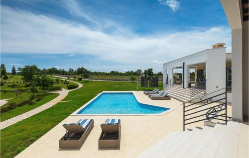 Villa Arkaim