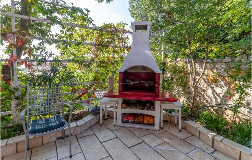 3 Bedroom Stunning Apartment In Novi Vinodolski