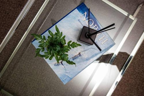 Gambar di galeri bagi Waterfall Luxury Suites di Midrand