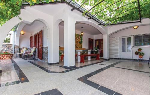 Awesome Apartment In Crikvenica