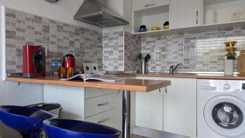 PINTOR SOROLLA sea view apartment photo 6