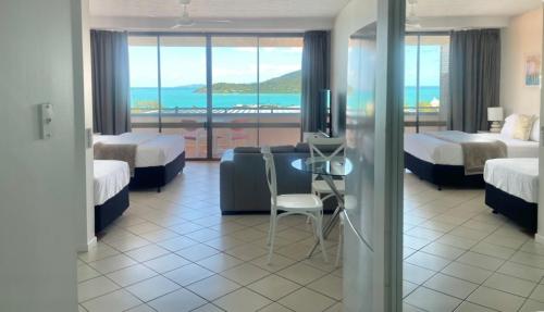埃尔利海滩Ocean View 33A Studio Pool Ocean View WIFI的相册照片