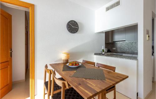 Cozy Apartment In Torrevieja