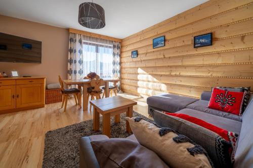 Posezení v ubytování RentPlanet - Zakopane Kościelisko