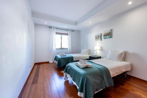 Sun and Sea - Baia da Luz Apartment