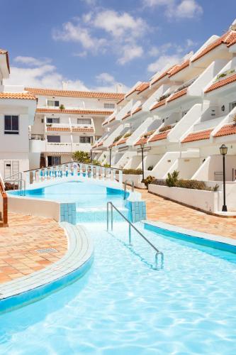 Home2Book Las Américas Escape, Pool & Terrace