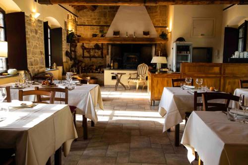 Εστιατόριο ή άλλο μέρος για φαγητό στο Agriturismo Germogli I Tenuta di Fassia